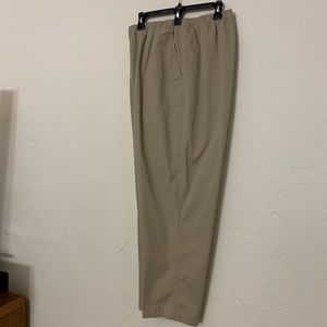 *CLEARANCE* Lands End WMN Plus 3X/22W Tan Khaki's